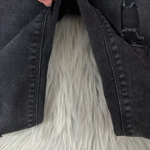 EUC Mudd Low Rise Skinny Distressed Jeans sz 3 - Picture 4 of 5